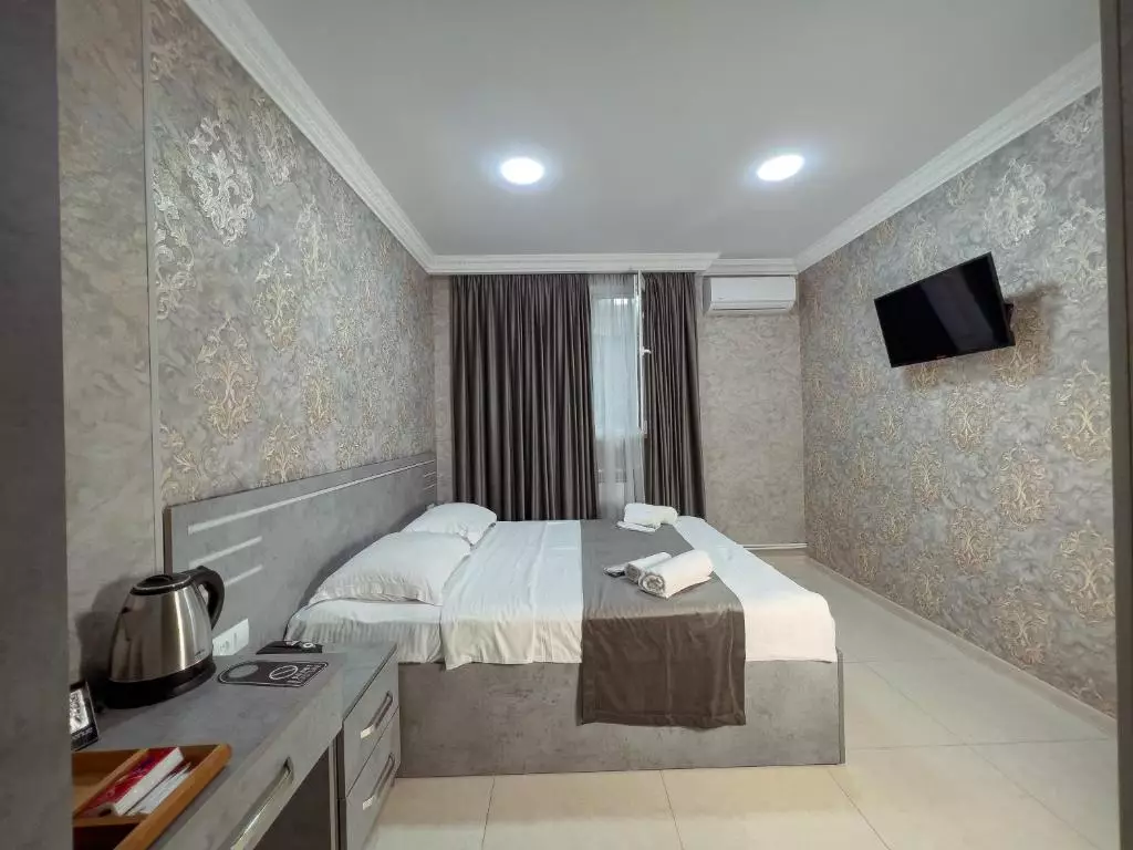 Opera Avenue Hotel